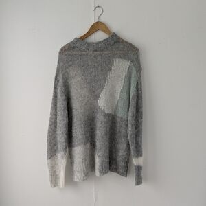 Zara Loose Knit Wool Alpaca Blend Abstract Gray and Cream Lightweight Sweater